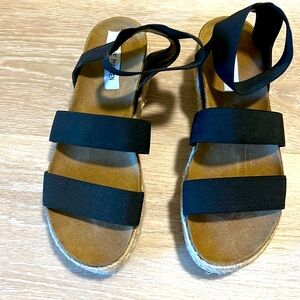 Steve Madden platform sandal